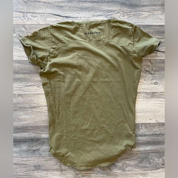 Alphalete T Shirt - Picture 2 of 4